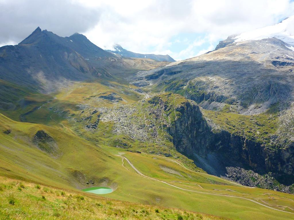 Residence Odalys Le Hameau Du Borsat Tignes Bagian luar foto
